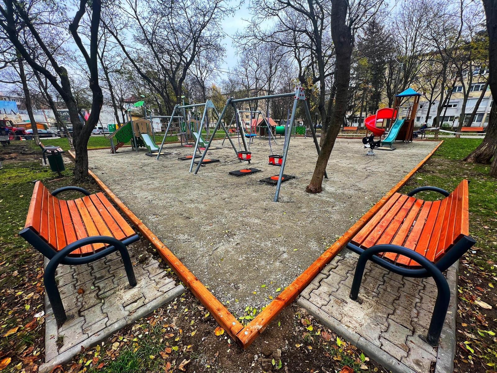 Reabilitare și modernizare loc de joacă parc Hatman Berescu (Nord)