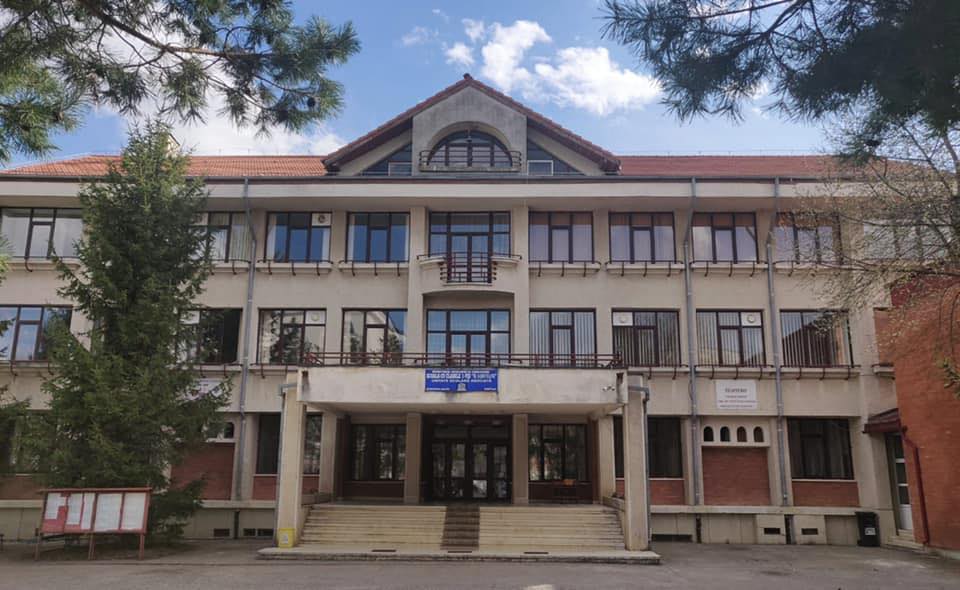 SCOALA GIMNAZIALA „MIHAIL SADOVEANU”